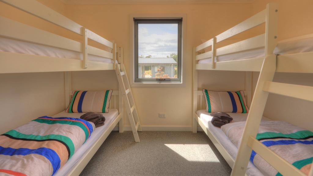 Orford Beachside Holiday Park Экстерьер фото